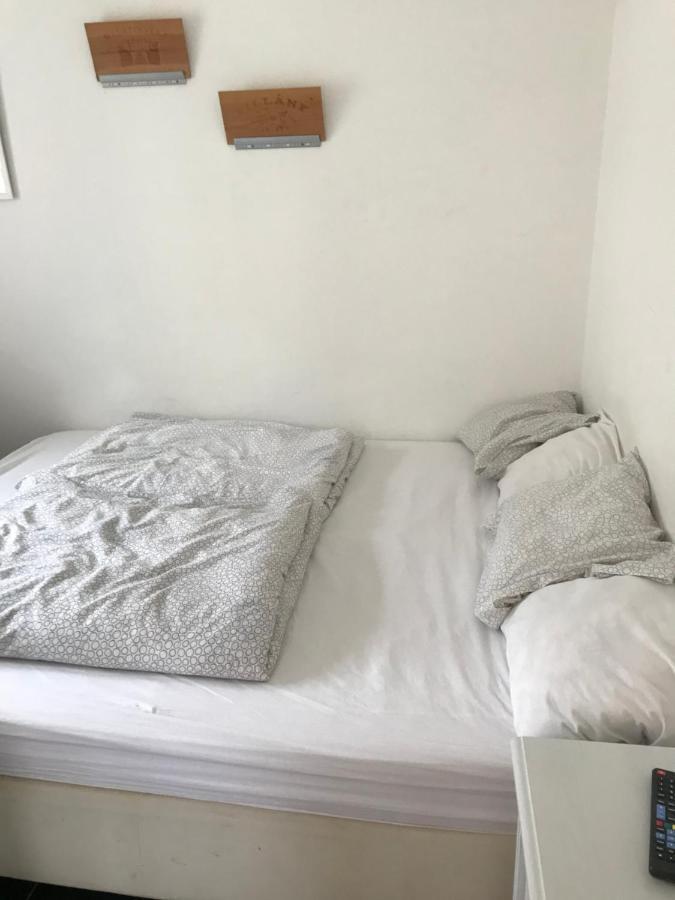 Kerti franciaágyas apartman Vác Kültér fotó